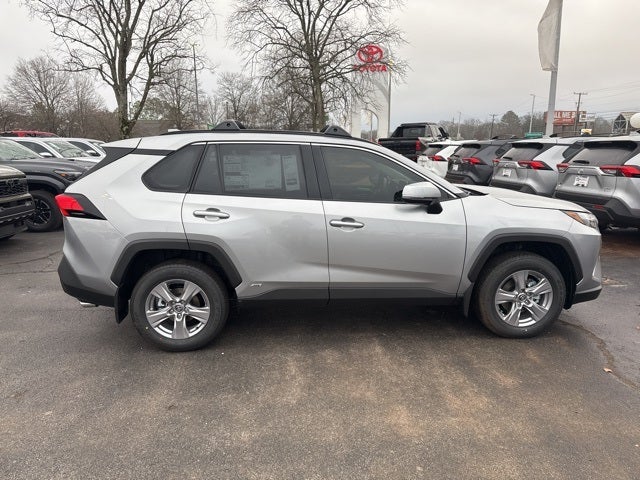 2025 Toyota RAV4 Hybrid XLE