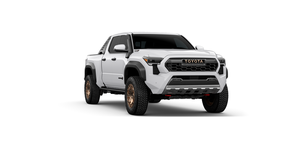 2026 Toyota Tacoma i-FORCE MAX Trailhunter