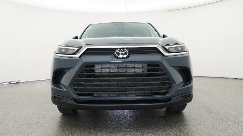 2026 Toyota Grand Highlander LE