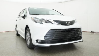 2026 Toyota Sienna XLE