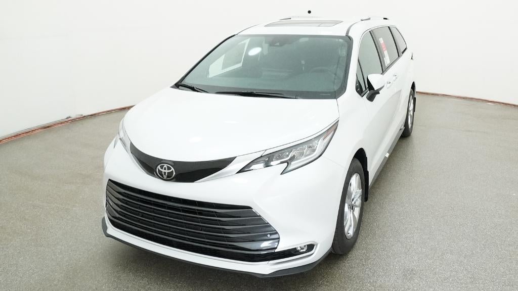 2026 Toyota Sienna Limited
