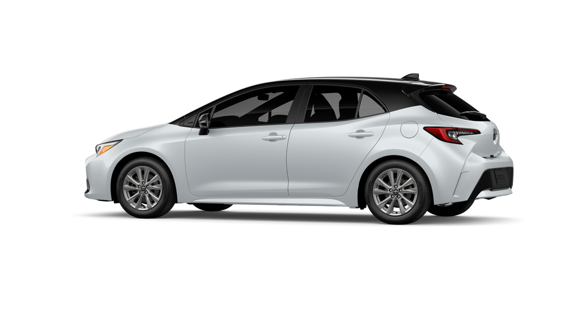 2027 Toyota Corolla Hatchback SE