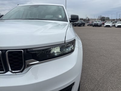 2022 Jeep Grand Cherokee L Laredo