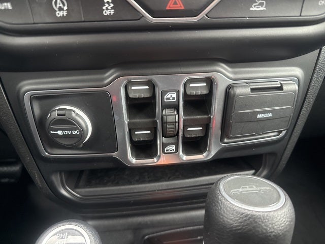 2022 Jeep Gladiator Altitude