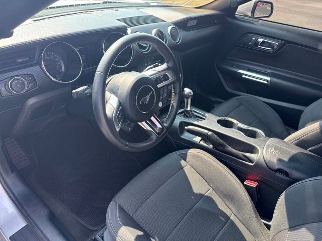 2016 Ford Mustang V6