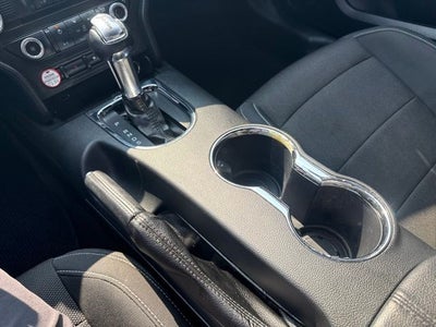 2016 Ford Mustang V6