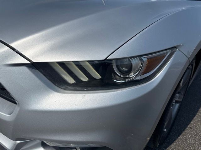 2016 Ford Mustang V6