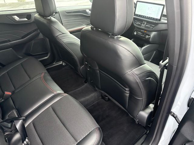 2026 Ford Escape Hybrid ST-Line Select - Photo 17