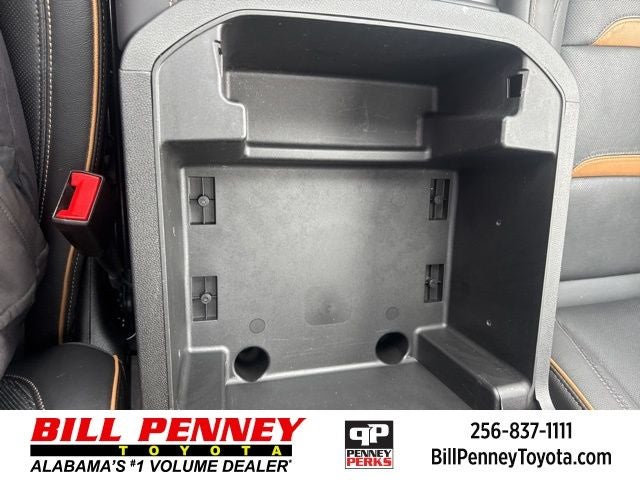 2024 GMC Yukon XL AT4