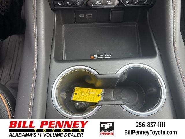 2024 GMC Yukon XL AT4