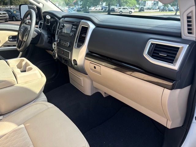 2018 Nissan Titan XD SV