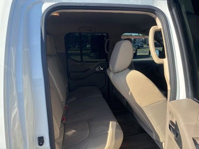 2015 Nissan Frontier SV