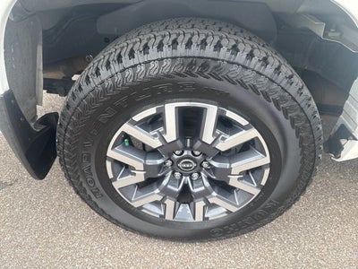 2024 Nissan Frontier SL