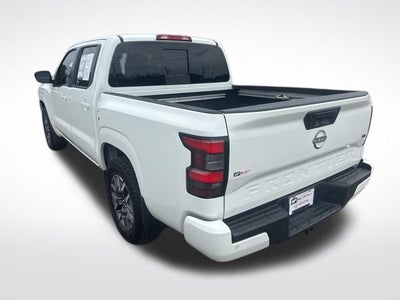 2024 Nissan Frontier SL