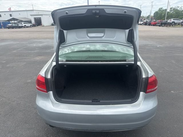 2014 Volkswagen Passat 1.8T S