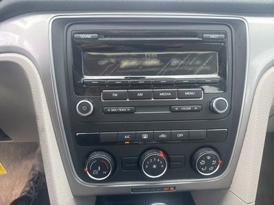 2014 Volkswagen Passat 1.8T S