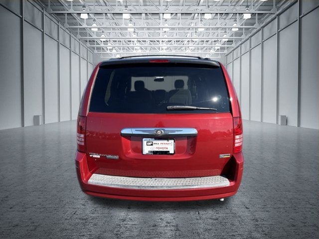 2008 Chrysler Town & Country LX