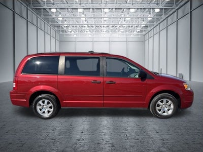 2008 Chrysler Town & Country LX