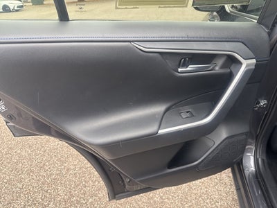 2019 Toyota RAV4 Hybrid XSE
