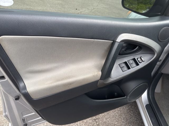 2009 Toyota RAV4 Base