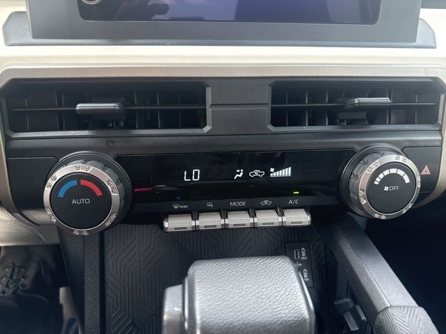 2024 Toyota Tacoma TRD Off Road - Photo 32