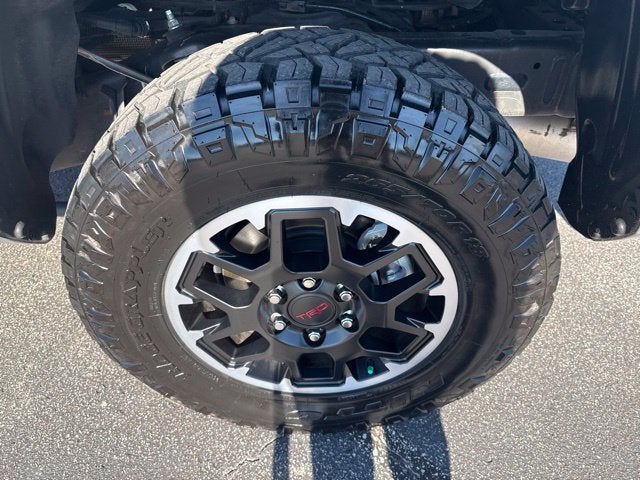 2025 Toyota Tacoma TRD Off Road - Photo 11