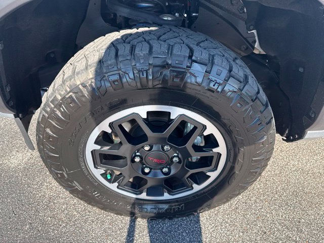 2025 Toyota Tacoma TRD Off Road - Photo 12