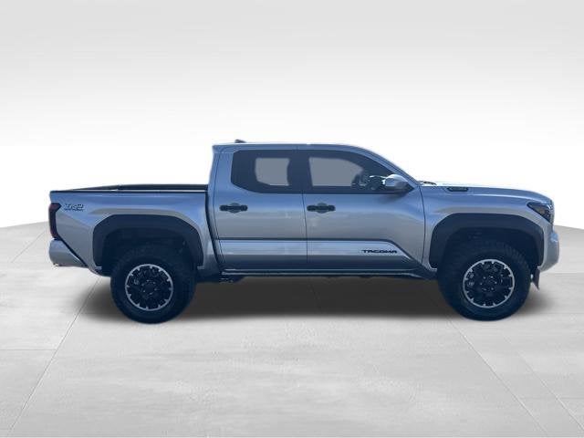 2025 Toyota Tacoma TRD Off Road - Photo 6
