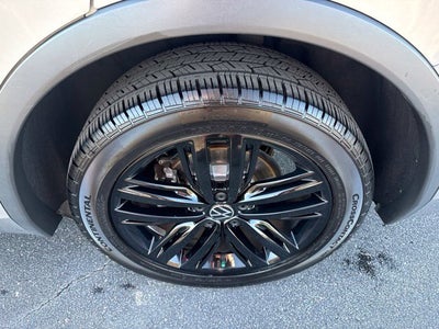 2022 Volkswagen Tiguan 2.0T SE R-Line Black