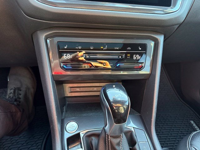 2022 Volkswagen Tiguan 2.0T SE R-Line Black
