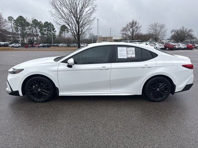 2025 Toyota Camry SE