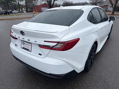 2025 Toyota Camry SE