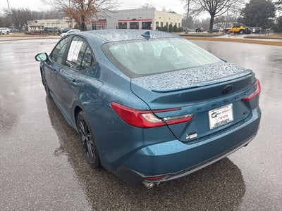 2025 Toyota Camry SE