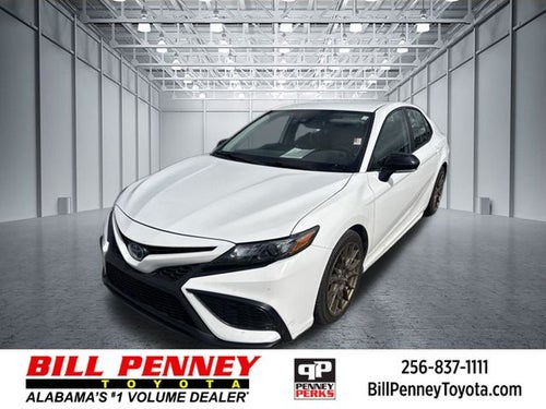 2023 Toyota Camry Hybrid SE