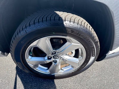 2021 Toyota RAV4 Hybrid XLE Premium