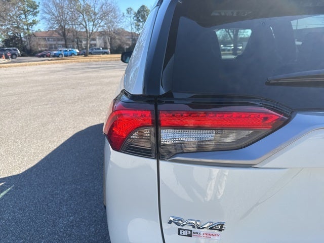 2022 Toyota RAV4 Hybrid XSE