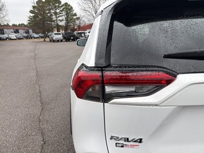 2022 Toyota RAV4 Hybrid LE