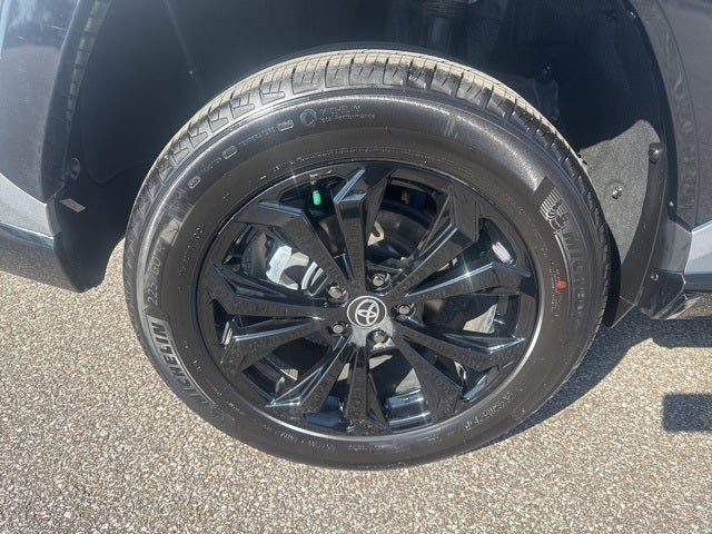 2025 Toyota RAV4 Hybrid SE