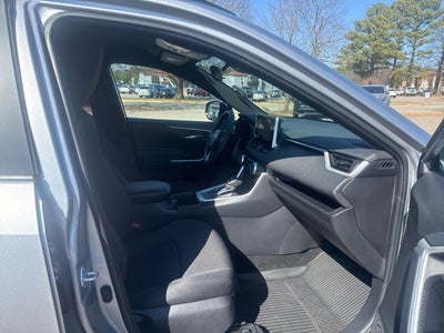 2025 Toyota RAV4 Hybrid SE