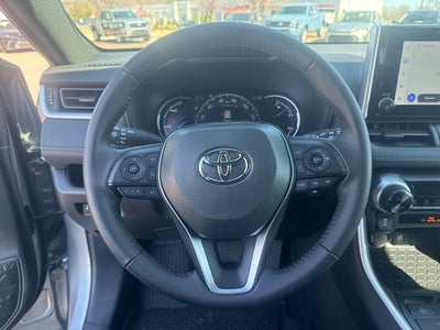 2025 Toyota RAV4 Hybrid SE