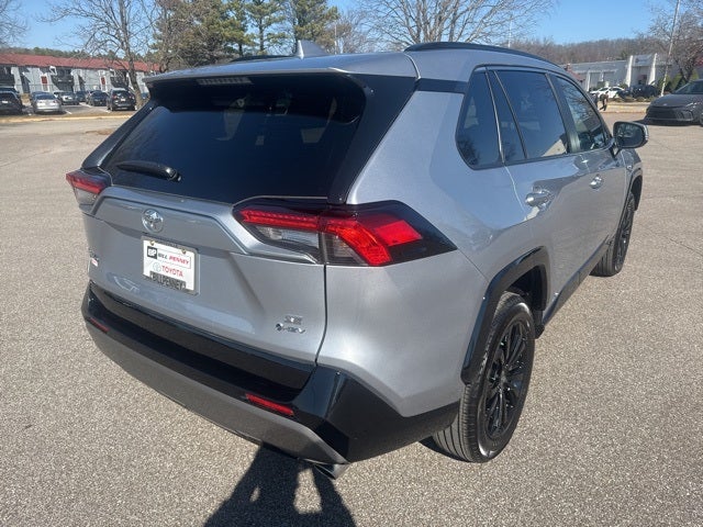 2025 Toyota RAV4 Hybrid SE
