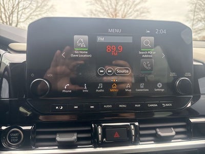 2022 Nissan Pathfinder SL