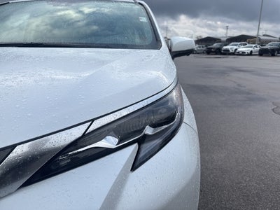 2025 Toyota Sienna Platinum 7 Passenger