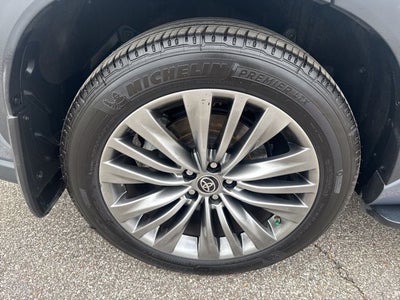 2021 Toyota Highlander Platinum
