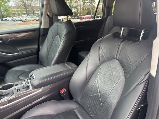 2021 Toyota Highlander Platinum