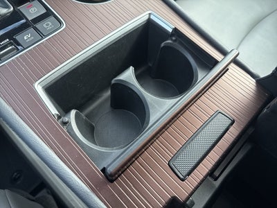 2022 Toyota Sienna XLE 8 Passenger