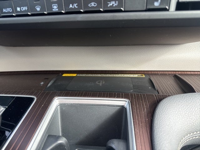 2022 Toyota Sienna XLE 8 Passenger