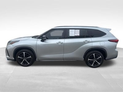 2022 Toyota Highlander XSE