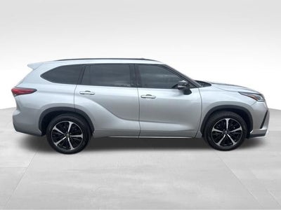 2022 Toyota Highlander XSE