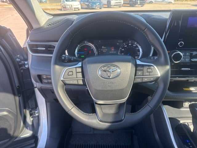 2023 Toyota Highlander Hybrid XLE